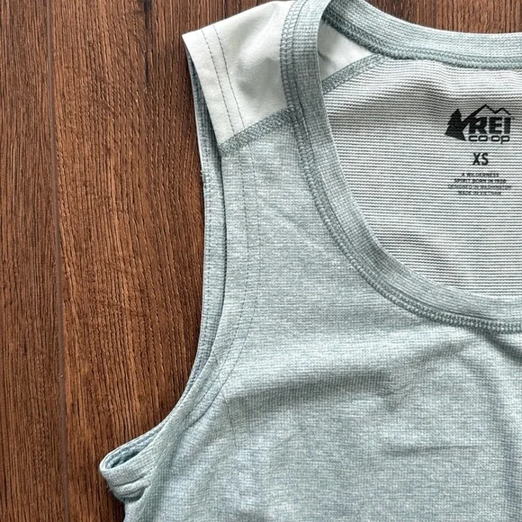 REI Screenline Tank XS Teal Breathable Lightweight Athleisure Summer Run Hike - Picture 4 of 7